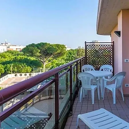 Crystal Palace Hotel 4*