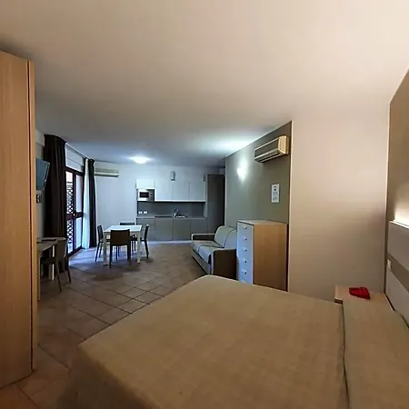 Hotel Crystal Palace Cervia